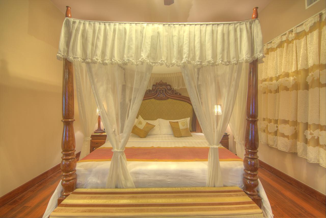 Bayon Era Hotel Siem Reap Exteriör bild