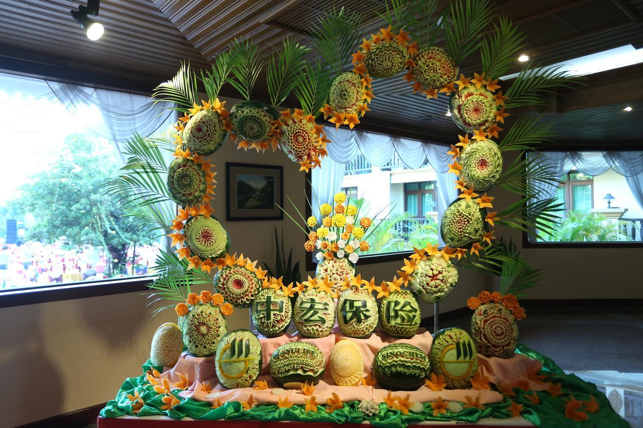 Bayon Era Hotel Siem Reap Exteriör bild