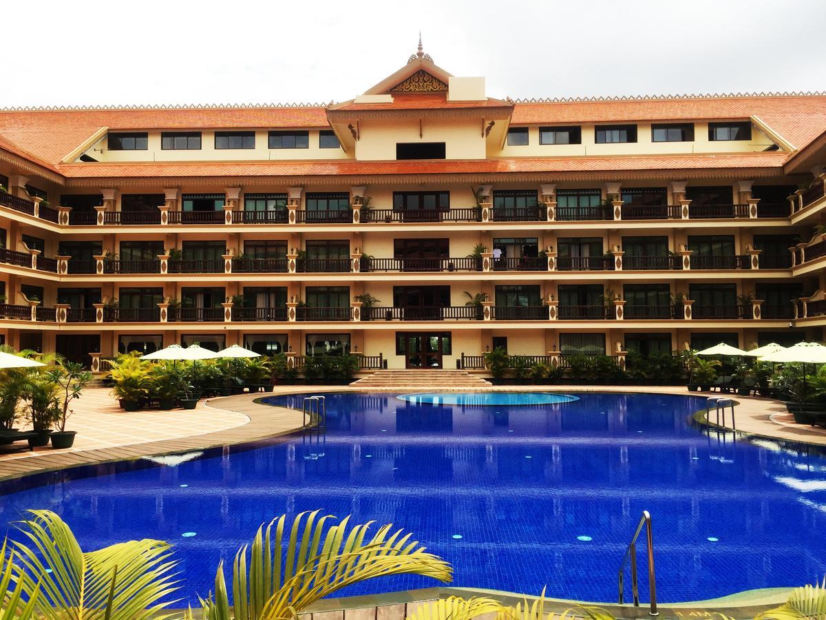Bayon Era Hotel Siem Reap Exteriör bild