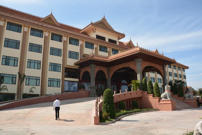 Bayon Era Hotel Siem Reap Exteriör bild